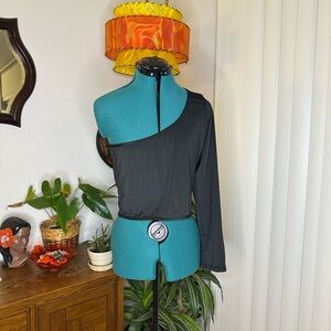 Black Single Sleeved Spandex Shirt by JJ Malibu, sized M